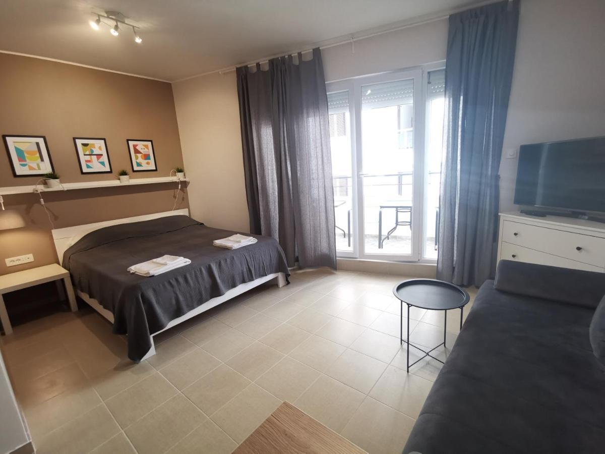 Bella Budva Apartment เบชิชิ ภายนอก รูปภาพ
