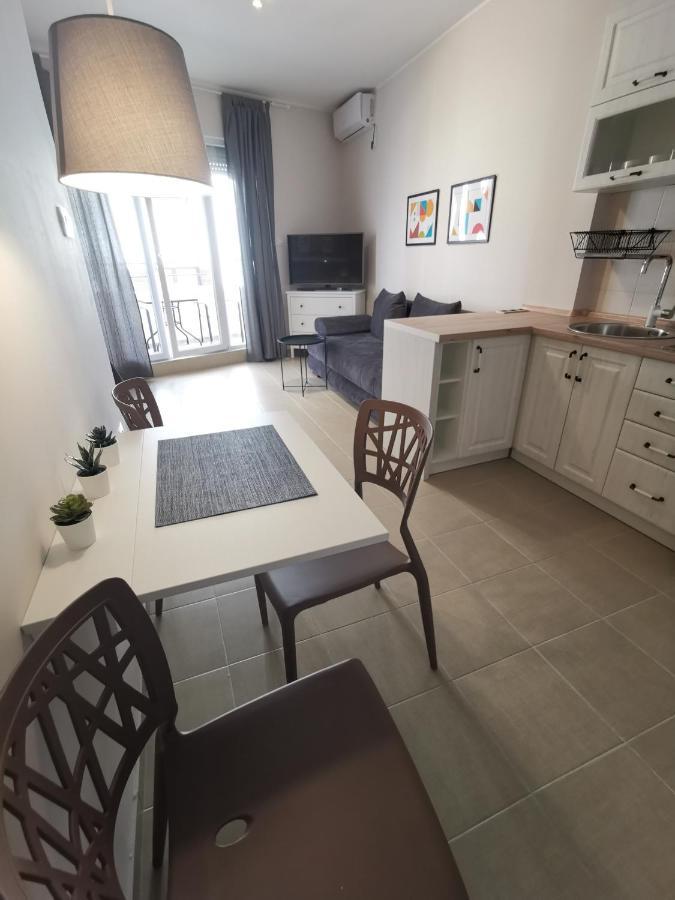 Bella Budva Apartment เบชิชิ ภายนอก รูปภาพ