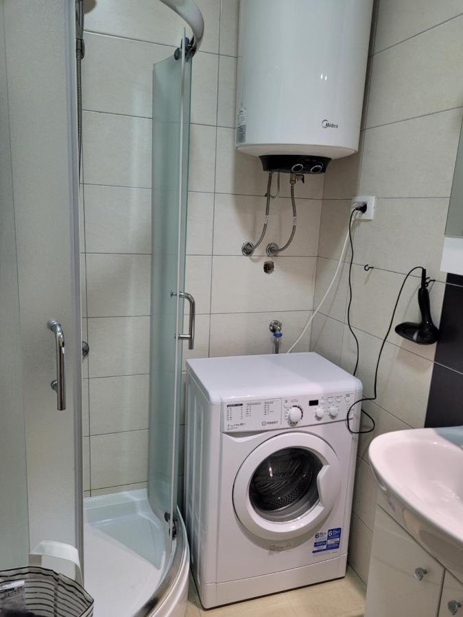 Bella Budva Apartment เบชิชิ ภายนอก รูปภาพ
