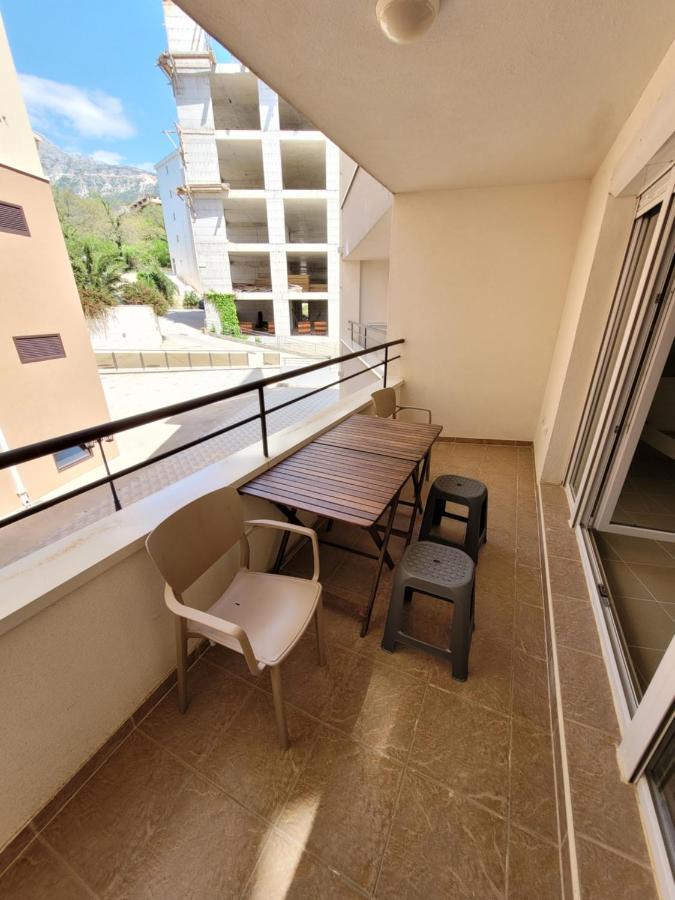 Bella Budva Apartment เบชิชิ ภายนอก รูปภาพ