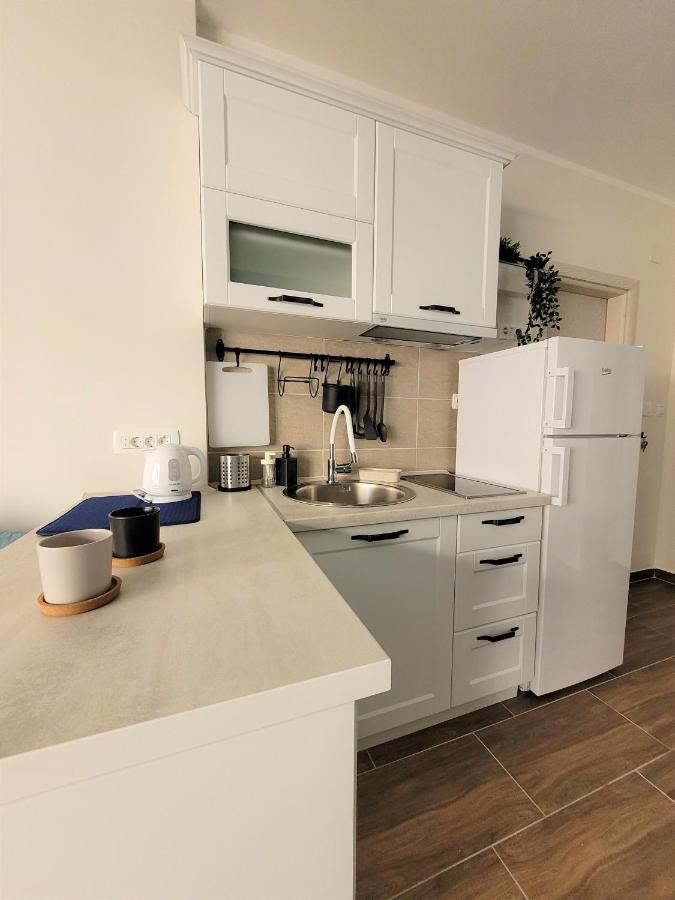 Bella Budva Apartment เบชิชิ ภายนอก รูปภาพ