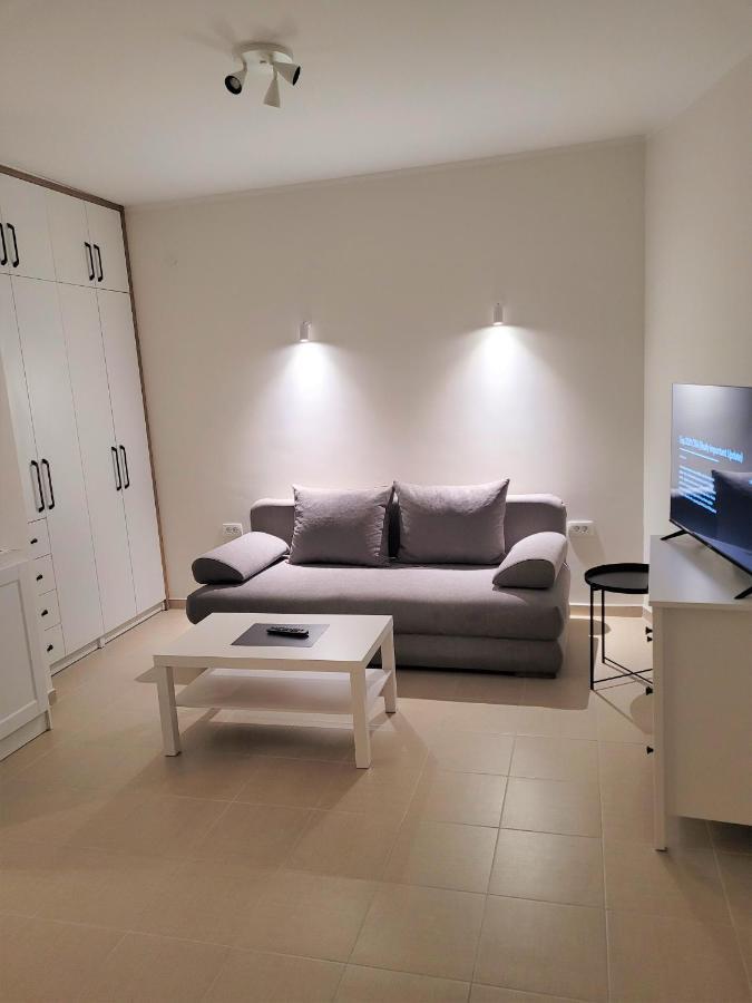 Bella Budva Apartment เบชิชิ ภายนอก รูปภาพ